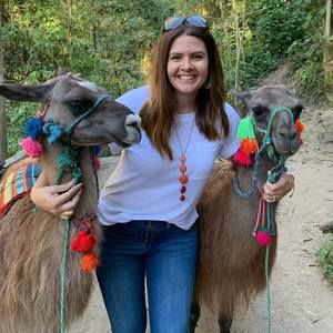 Meet your Posher, Debbie